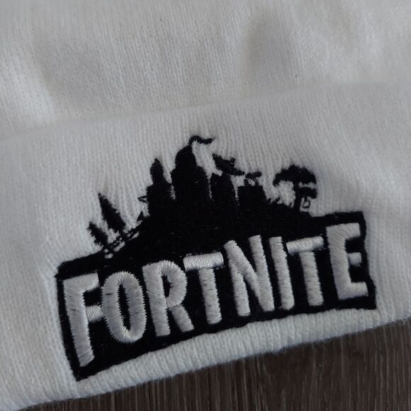 Fortnite White Beanie - Picture 3 of 5